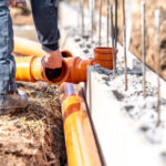 montaż instalacji kanalizacyjnej